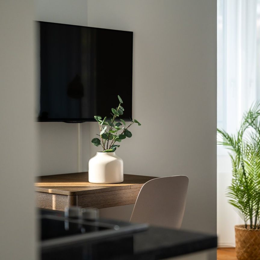 NEU! - Möbilierte 1.5 Zimmerwohnung in Zürich - Photo 1