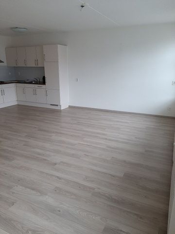 Appartement te huur: Heinsbergerweg 17-B1 6045 CB Roermond - Photo 2