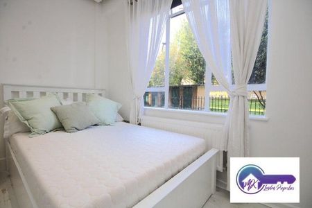 1 Bedroom Room in Flat Share To Rent - Photo 4