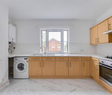 2 bedroom maisonette to rent - Photo 6