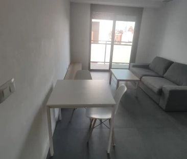 Apartamento de alquiler en Juan de Borbón - Photo 1