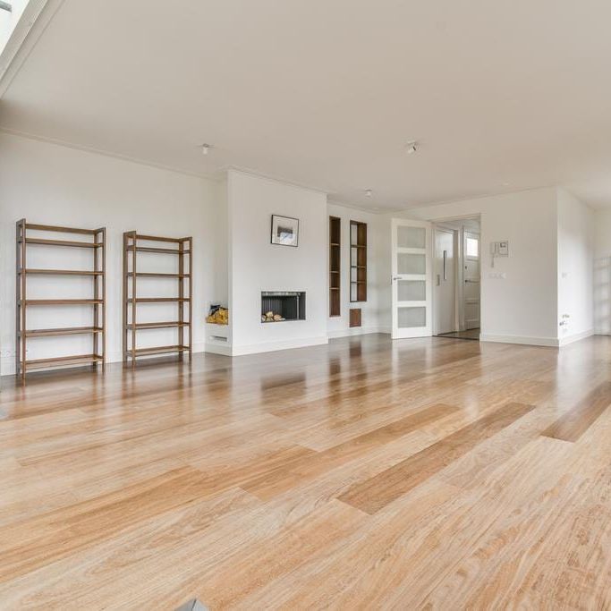 Huis te huur: Madelievenstraat 1 1015 NV Amsterdam - foto 1