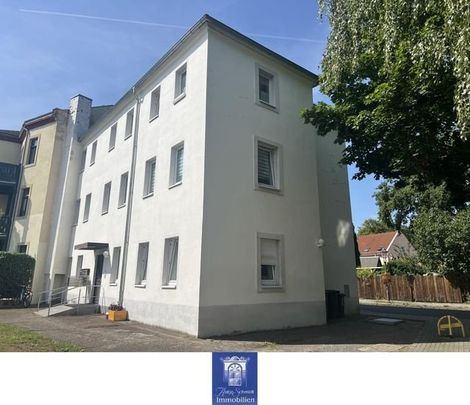 Schicke Wohnung mit Tageslichtbad in Kleinzschachwitz! - Photo 1