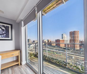 2 bedroom penthouse to rent - Photo 5