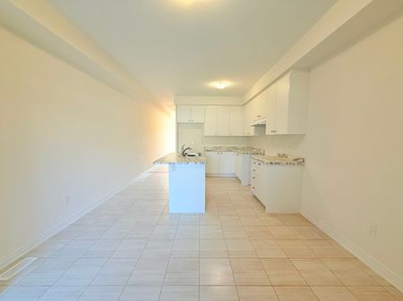 For Lease - 2857 WHITES Road, Pickering, Ontario - Photo 5