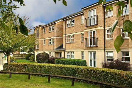 3 bedroom flat to rent - Photo 2