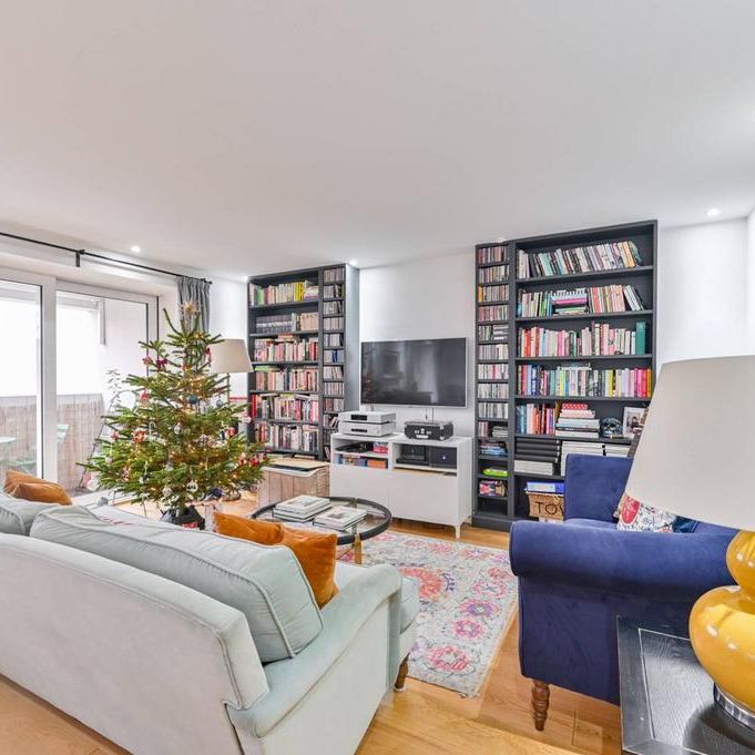 2 bedroom flat to rent - Photo 1