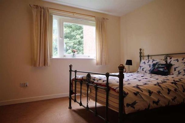 Dene Court, High Heaton, NE7 - Photo 1