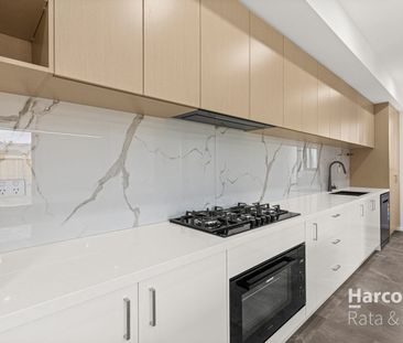 Spacious 4-Bedroom Home in Wollert - Photo 3