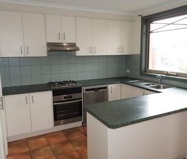 32/910 Canterbury Road, Box Hill VIC 3128 - Townhouse For Rent | Do... - Photo 6