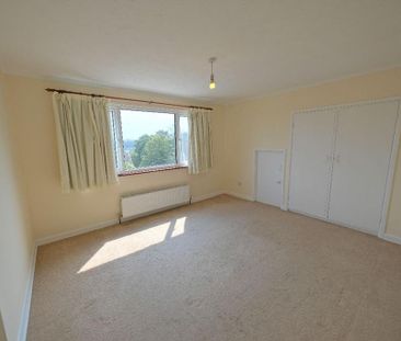 3 bedroom bungalow to rent - Photo 2