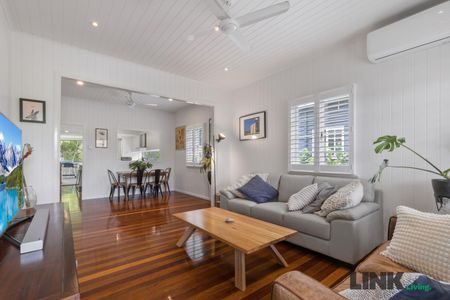 56 Blackmore Street, Windsor QLD 4030 - House For Rent | Domain - Photo 2