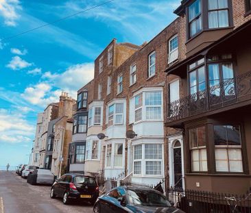 1 bedroom flat to rent - Photo 2