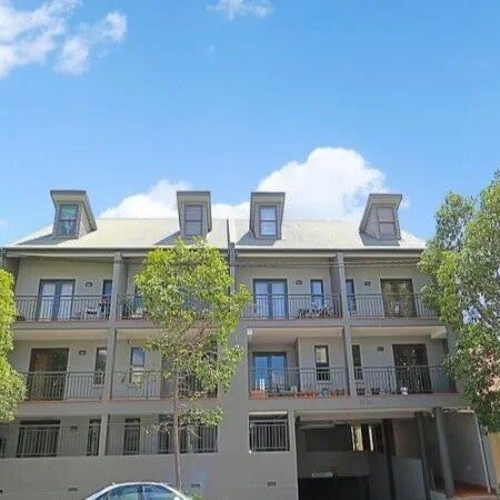 Alexandria - Photo 1