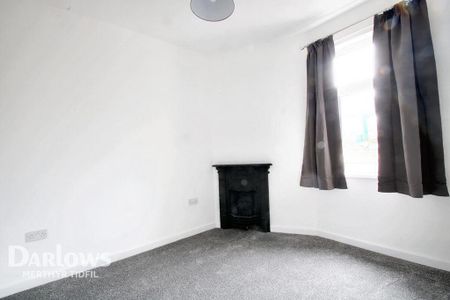 2 bedroom terraced house to rent - Photo 2