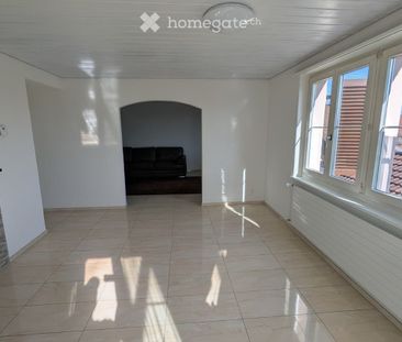 Charmantes 4.5-Zimmer-Einfamilienhaus mit Wintergarten und Garten a... - Photo 3