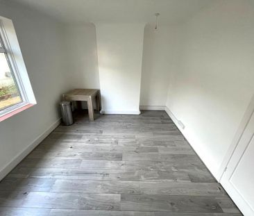 3 bedroom detached bungalow to rent - Photo 5