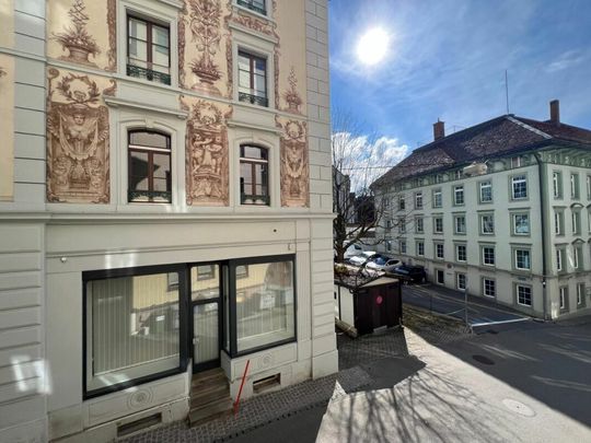 Charmant appartement de 1,5 pièce dans le centre d’Einsiedeln - Foto 1