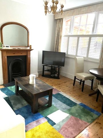 2 Bed Flat, Queens Club Gardens, W14 - Photo 3