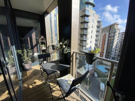 2 bedroom apartment to rent - Photo 2