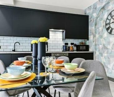 3 Bed Terraced House, Southfield Road, W4 - Photo 3