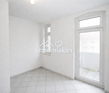 Große Familienwohnung mit 4 Zimmern und Balkon - Photo 2
