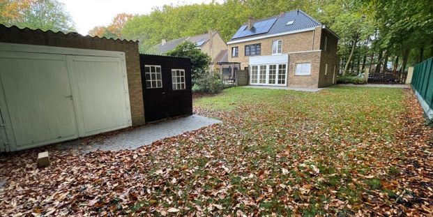 Hoekwoning te huur in Sint-Kruis voor € 900 met 2 slaapkamers - Photo 1