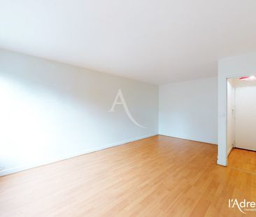 Location Appartement 1 pièce 31m² - Photo 4