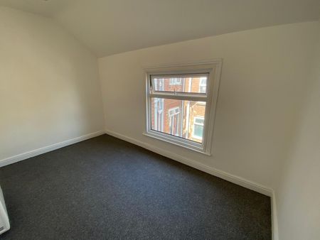 Prince Of Wales Road, Cromer - Photo 4