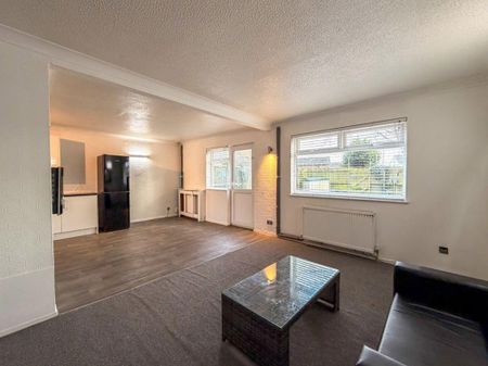 2 bedroom semi-detached house to rent - Photo 3