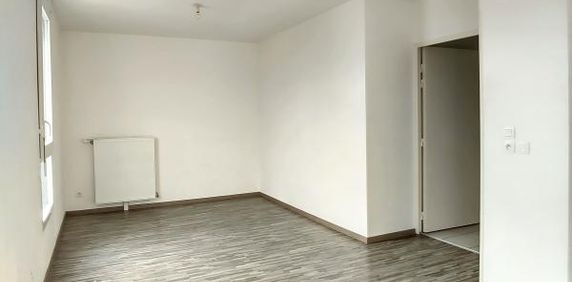 Location Appartement 1 pièce 32m² LE PETIT QUEVILLY 76140 - Photo 2