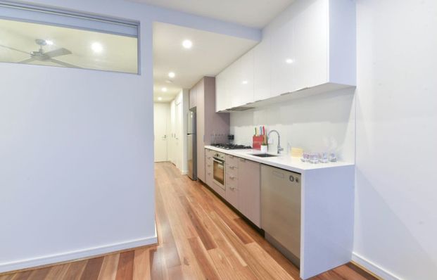 Thinking of selling? Contact our agent - Photo 1