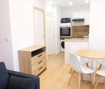 JOLI STUDIO MEUBLE AVEC COIN NUIT - Photo 3