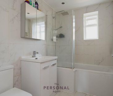 2 bedroom flat to rent - Photo 6