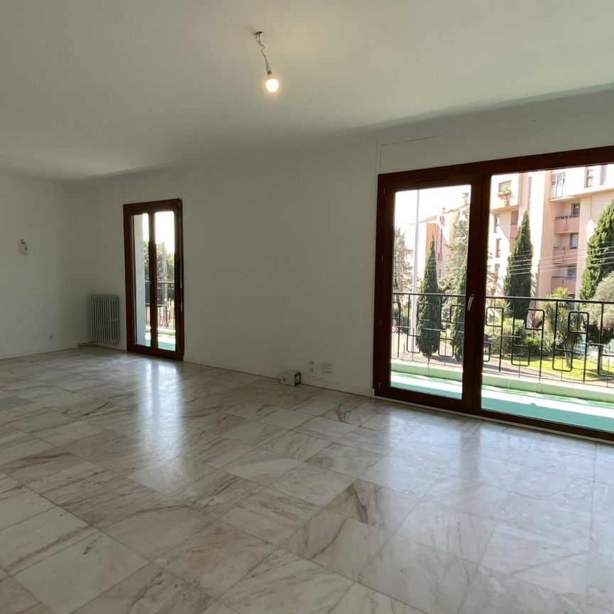 Location Appartement 4 pièces 110m² MONTPELLIER 34090 - Photo 1