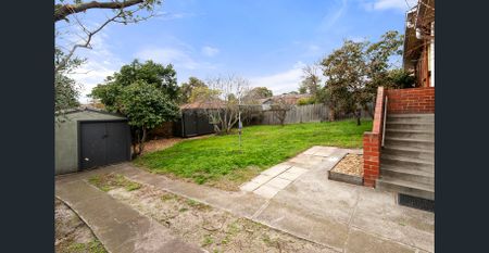 Please contact Molly Rogerson to arrange an inspection; SandringhamPM2@hodges.com.au - Photo 3