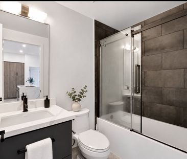 For Lease - 415 Sea Ray Avenue Unit# 128, Innisfil, Ontario - Photo 2