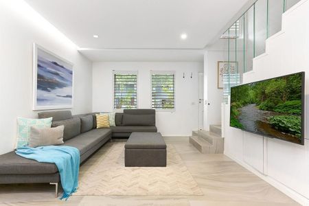 Beautifully Appointed Home on the Border of Alexandria and Erskineville - Photo 2