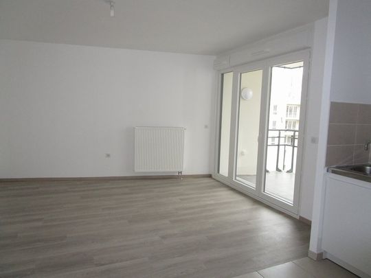 Location Appartement 1 pièce 35m² REIMS 51100 - Photo 1