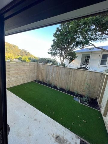 Tidy 3 Bedroom with Sea views - Photo 3