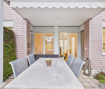 3.5-Zimmerwohnung im Erdgeschoss mit gemütlichem Sitzplatz - Photo 2