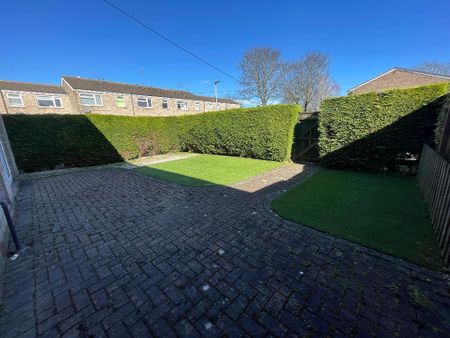 2 Bedroom End Terraced House To Rent - Photo 2