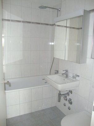 Visit – Move in – Feel at home - Photo 1