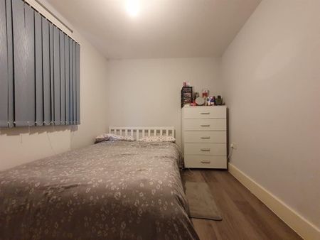 3 Bed Maisonette, Colina Mews, N15 - Photo 3