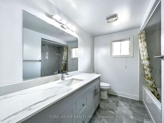 For Lease - 4485 Jenkins Crescent, Mississauga, Ontario - Photo 1