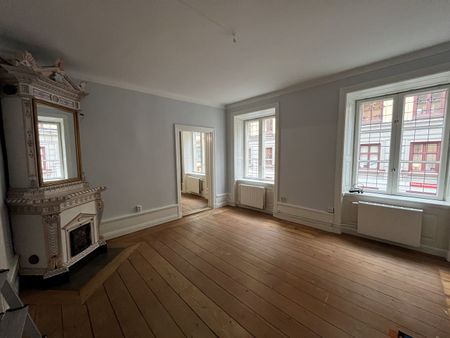 Regeringsgatan - Photo 4