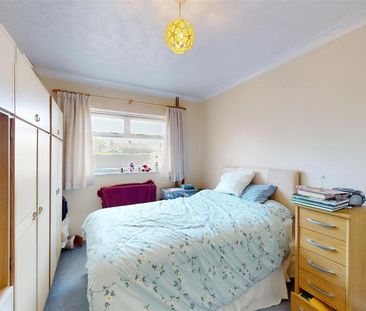 2 bedroom detached bungalow to rent - Photo 3