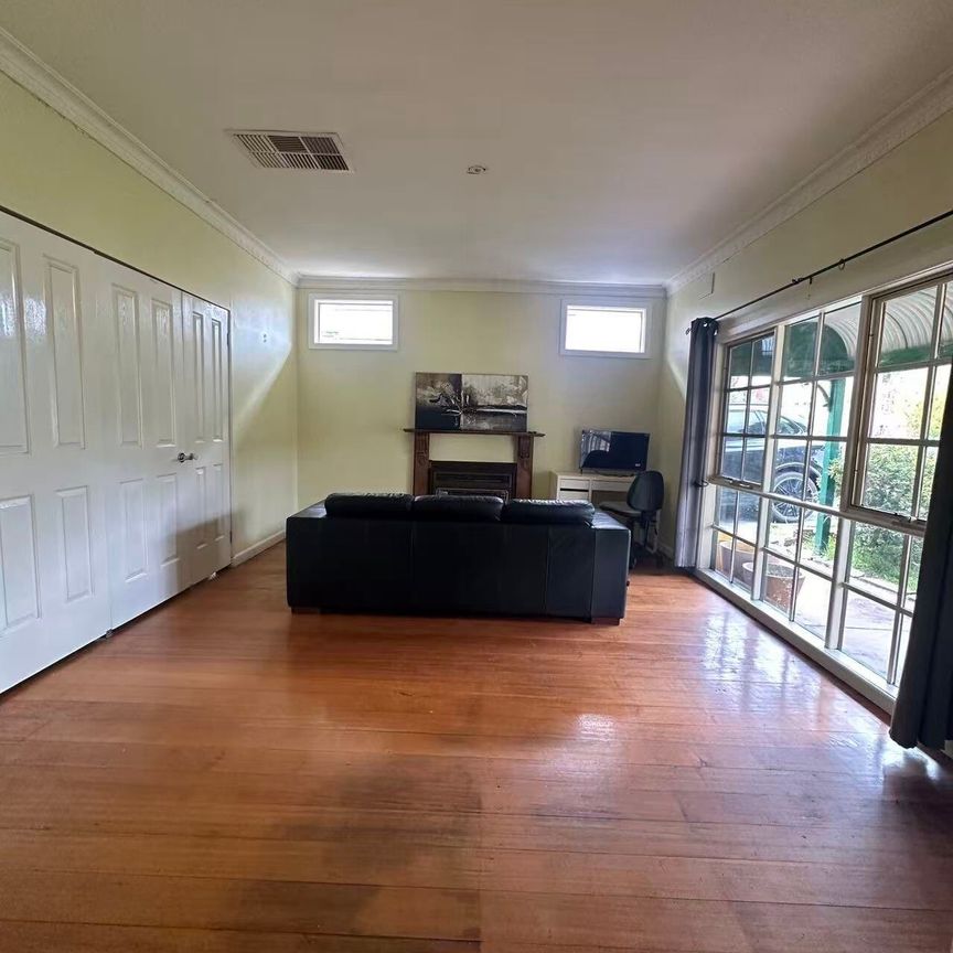 Box Hill North - Photo 1