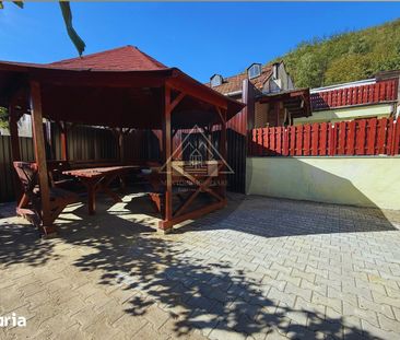 Apartament la casa, de inchiriat - Fotografie 2