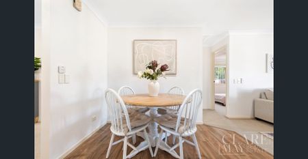 4 Bedroom home with solar! - Photo 3